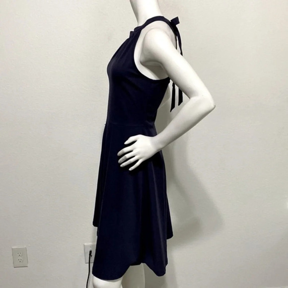 Ouges "NEW" Navy Blue Halter Self Tied Sleeveless Flared Swing Dress Size L - Picture 5 of 11